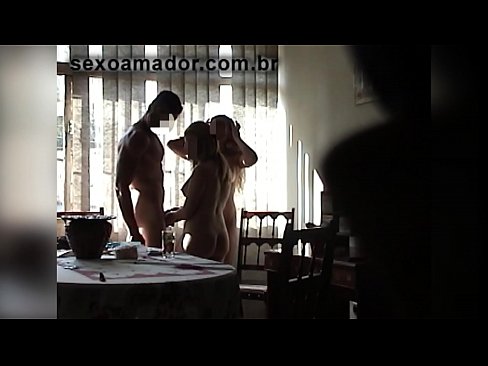 ❤️ Os amigos sexuais invitan a un home xigante e a un trío con el ☑ Porno anal a nós gl.pornoxlxx.ru ❌️